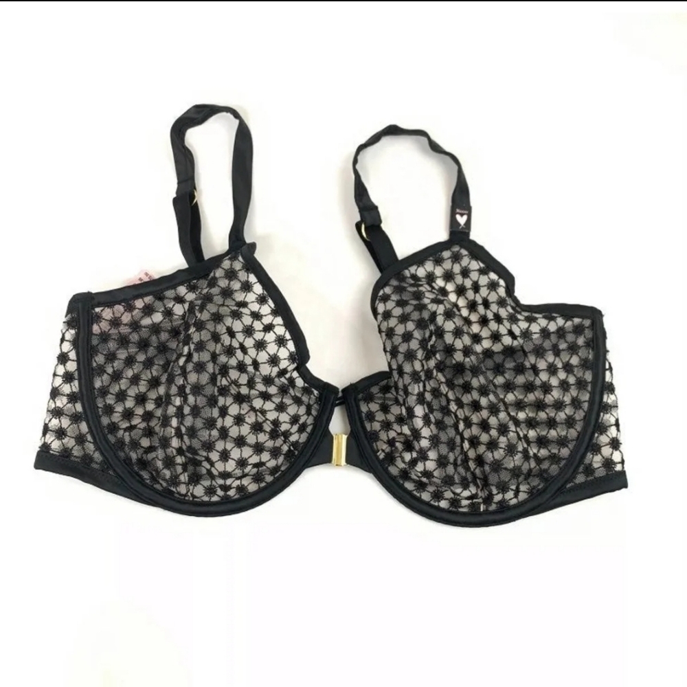 COPY - NWT Victoria Secret Bra